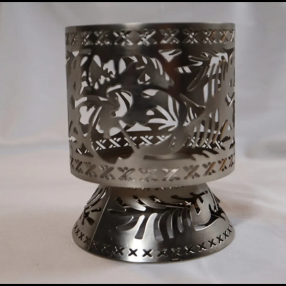 Bath Body Works Hibiscus Silver Three Wick Candle Holder - Picture 1 of 7